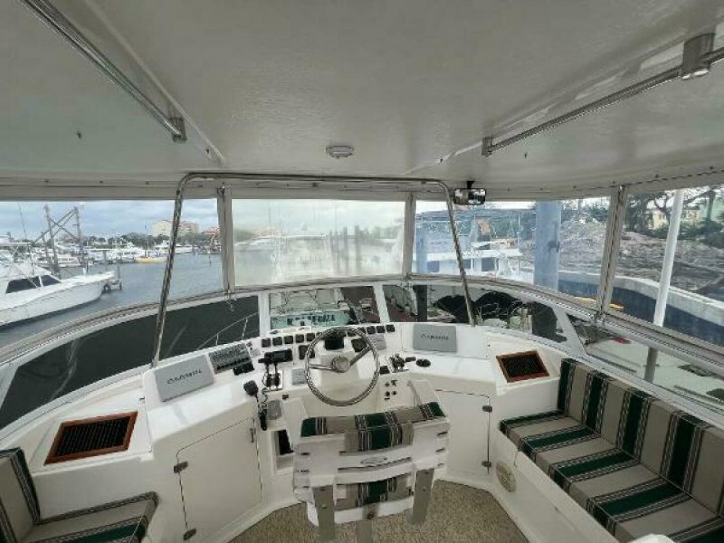 1998 Hyatt 51 Aft Cabin MY - Image 26