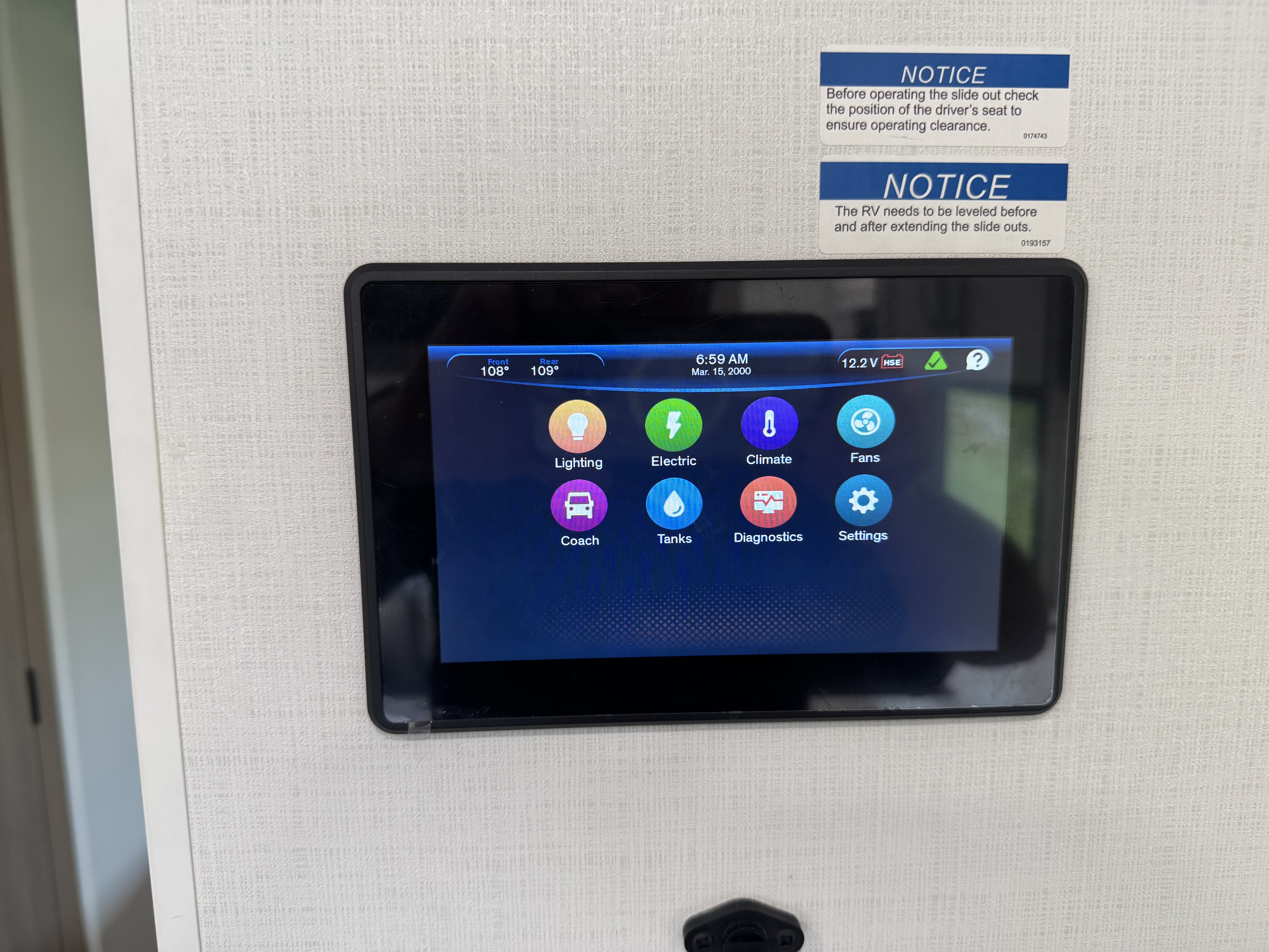 2027 JAYCO GREYHAWK XL 32U - Image 34