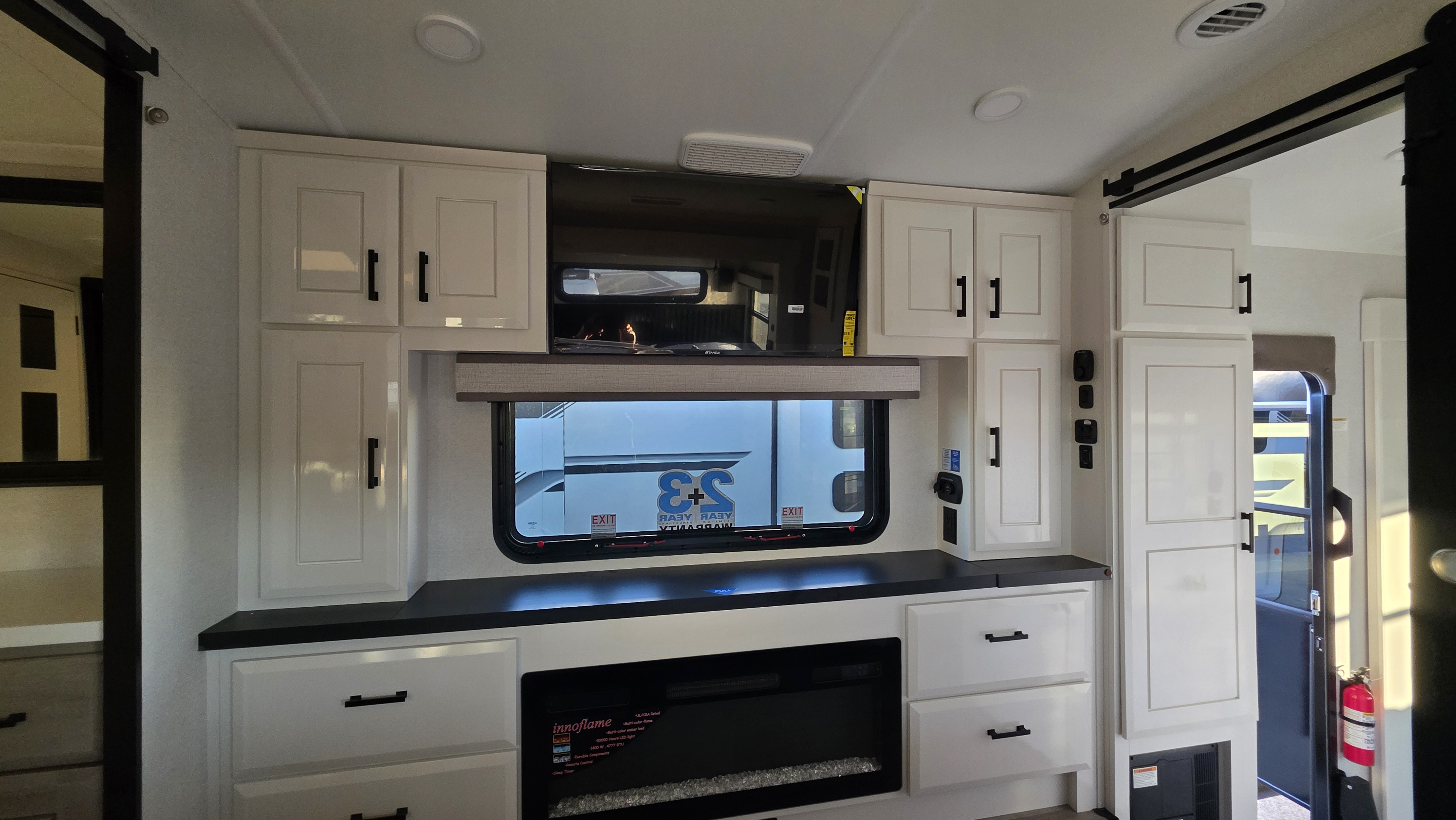 2027 JAYCO PINNACLE 38FBRK - Image 20