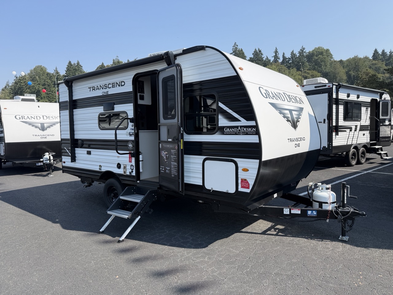 2026 Grand Design Transcend ONE 151BH - Image 1