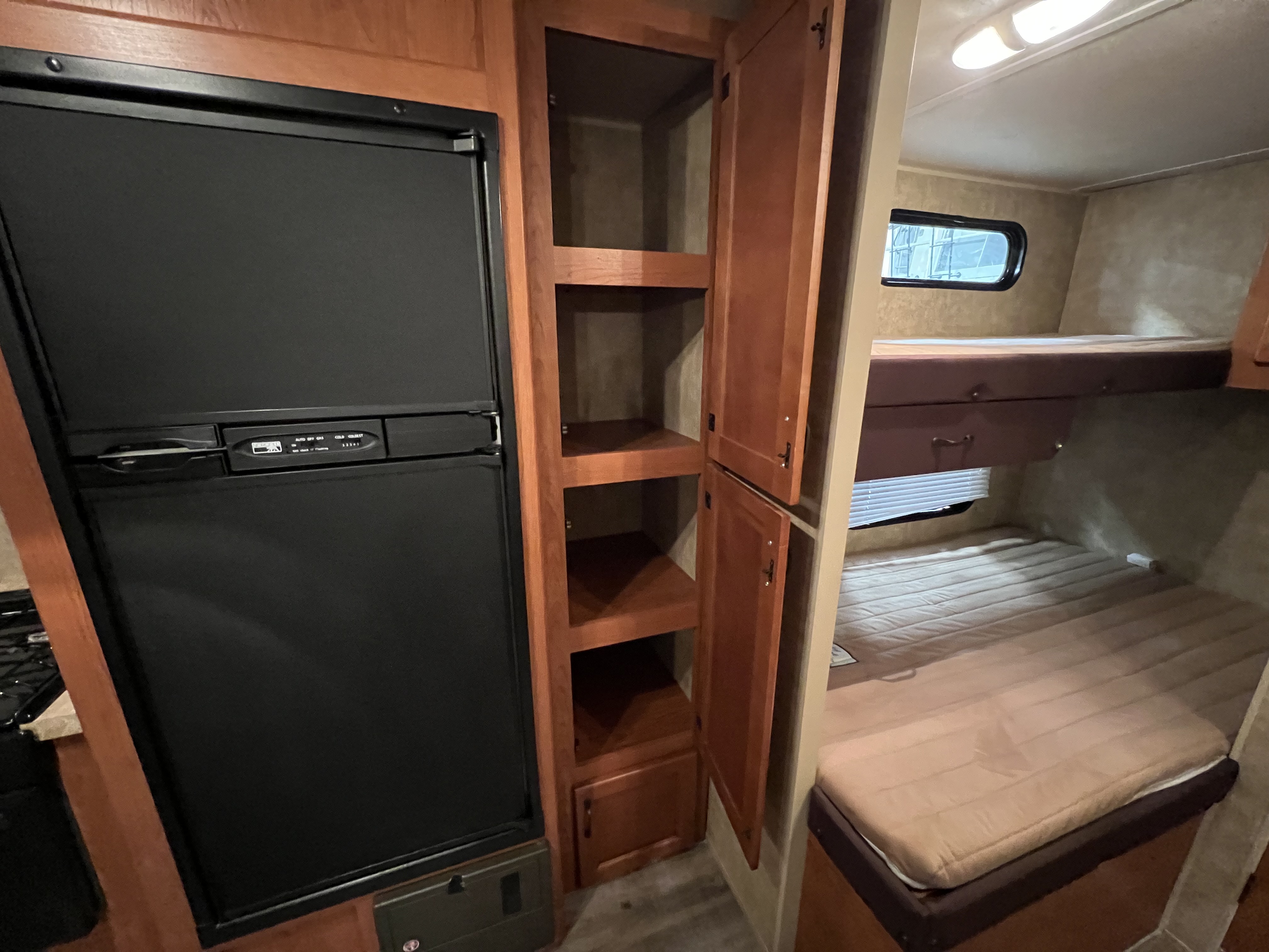 2013 CHEROKEE GREY WOLF 28BHG - Image 15