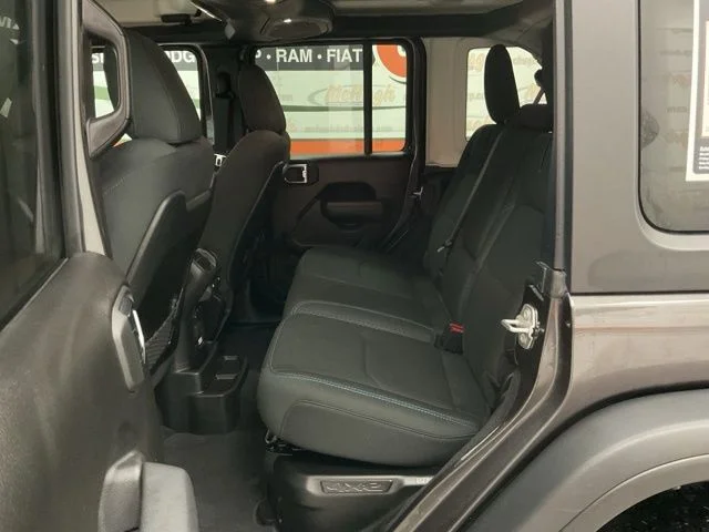 2025 Jeep Wrangler 4xe Rubicon 4x4 - Image 20