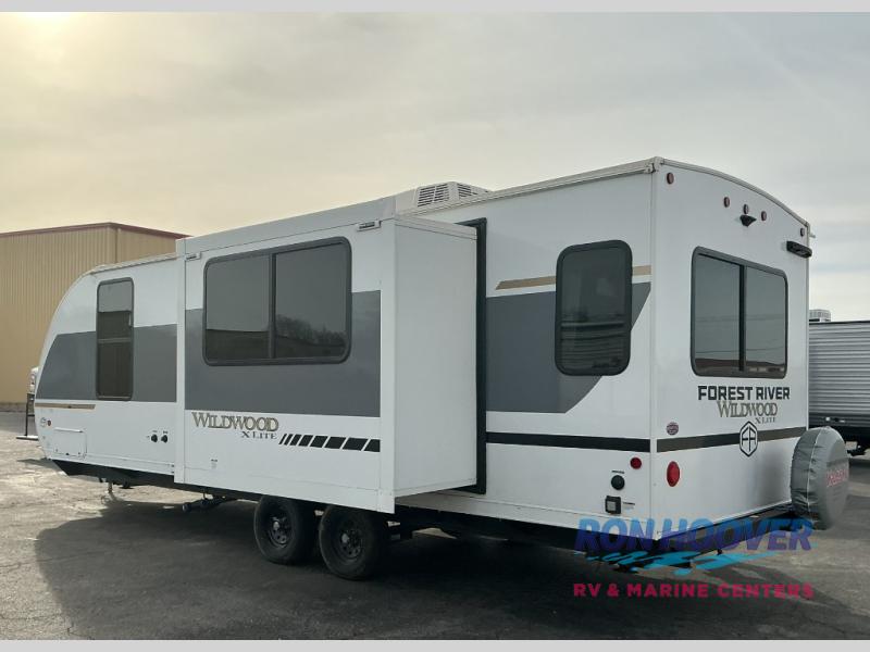2025 FOREST RIVER WILDWOOD 24RLXLX - Image 2