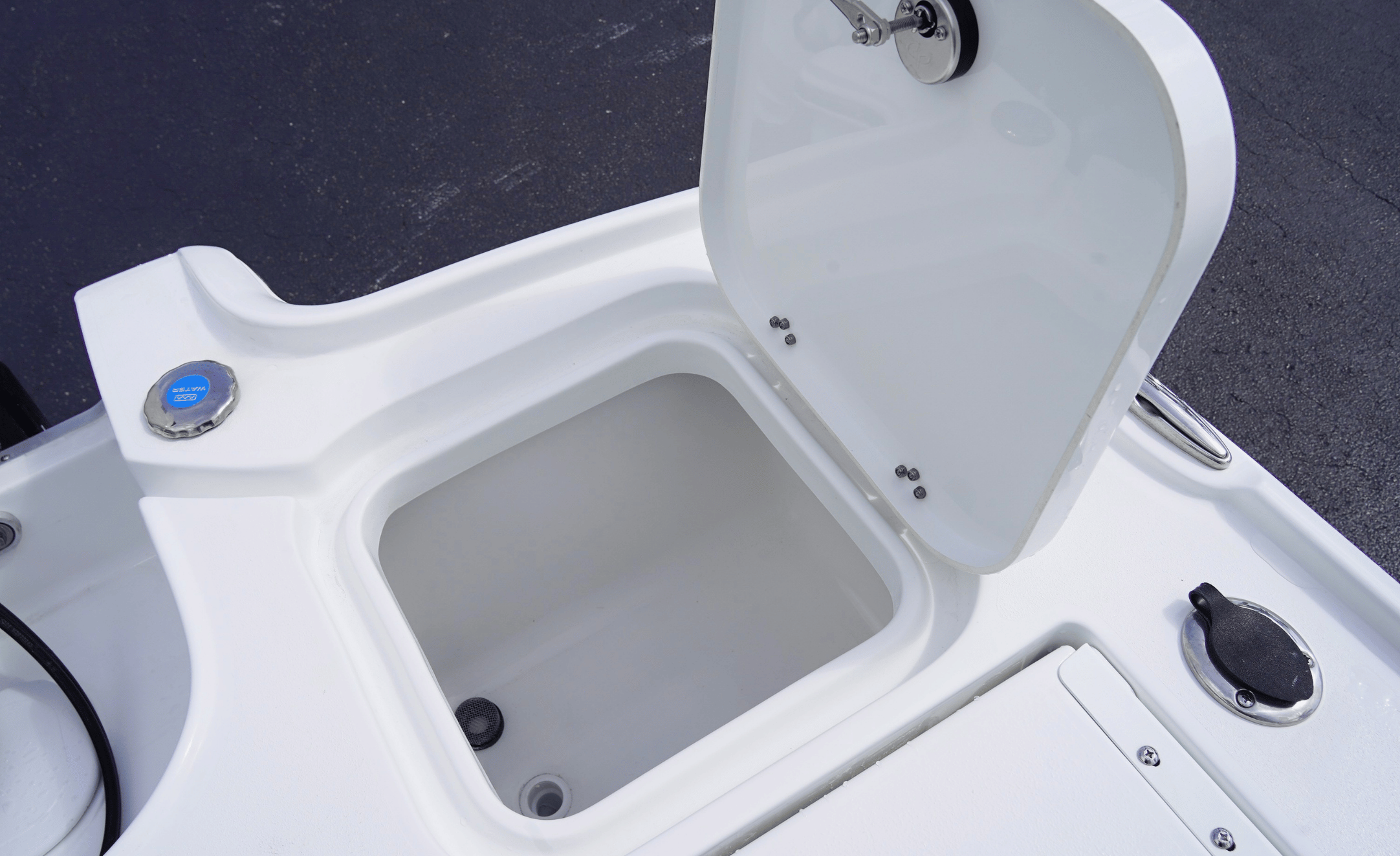 2027 SEA HUNT BX 22BR - Image 19