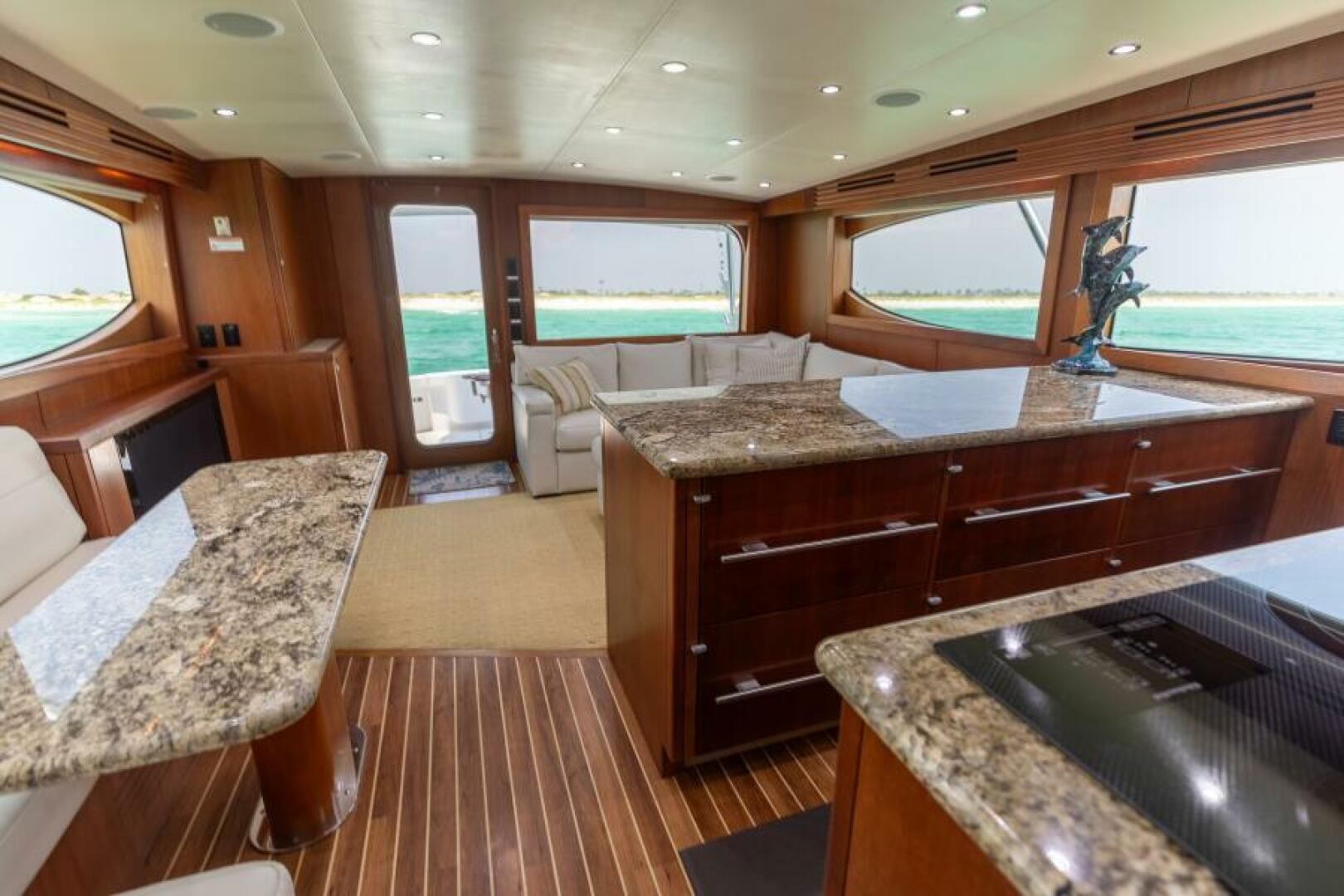 2008 Hatteras 60 Convertible - Image 5