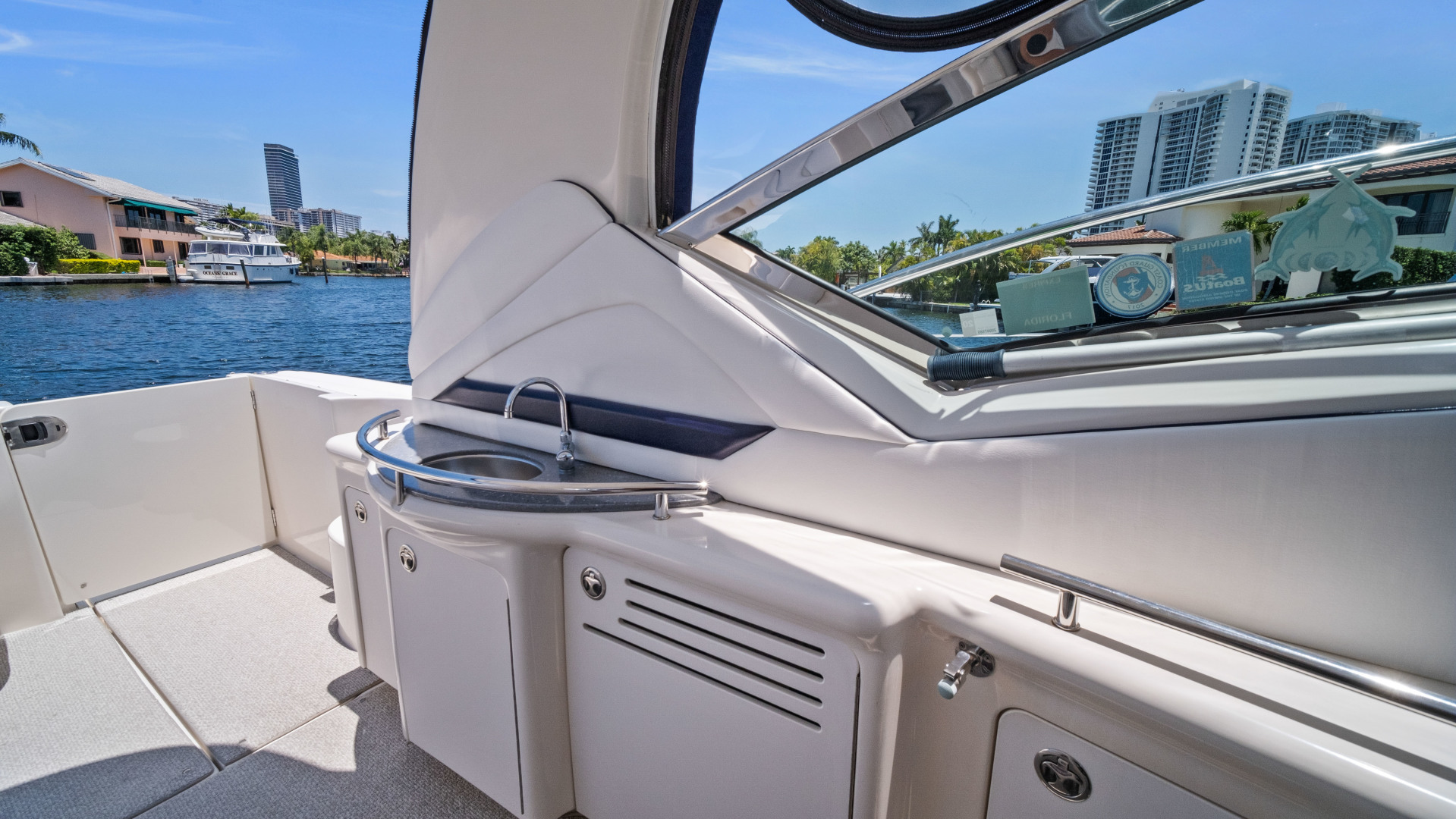 2007 Sea Ray 40 Sundancer - Image 24