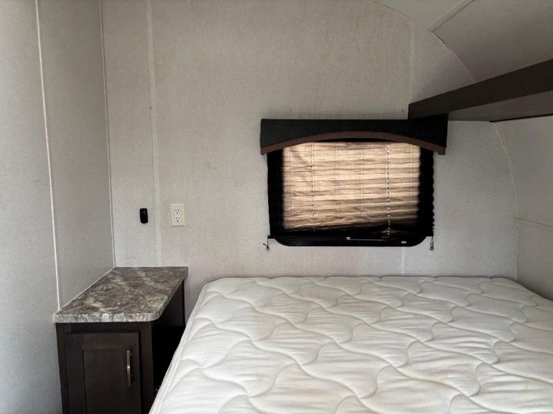 2019 Forest River Sandstorm T220 - Image 21