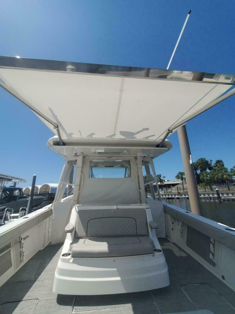 2023 Pursuit S 378 Sport - Image 7