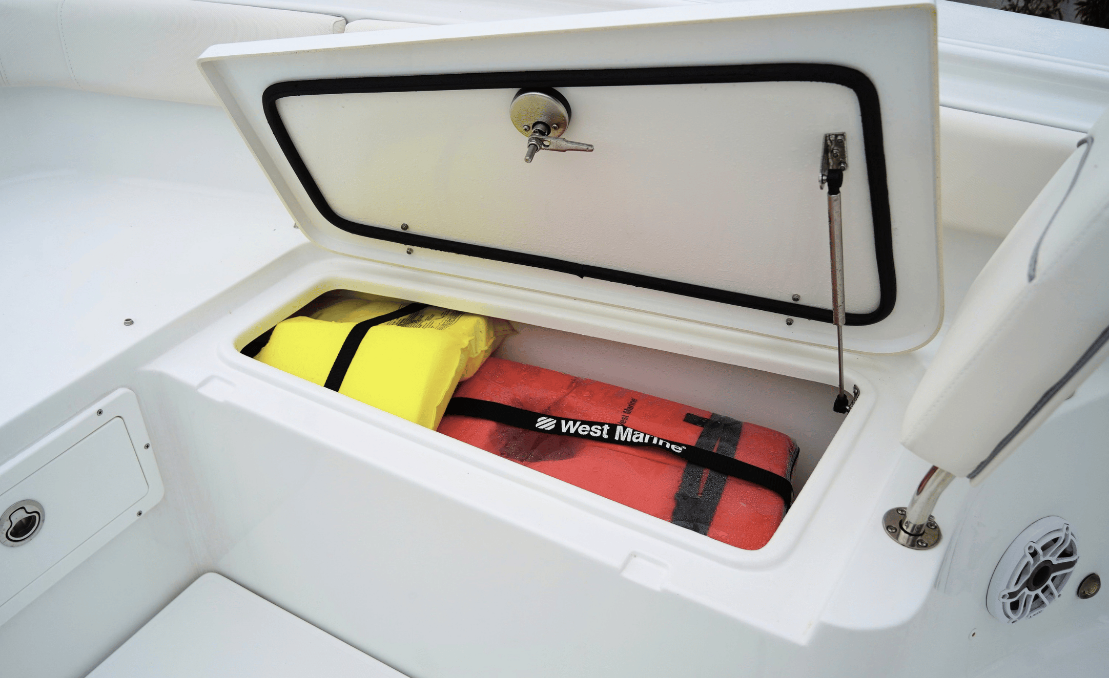 2025 SEA HUNT GAMEFISH 27FS - Image 57