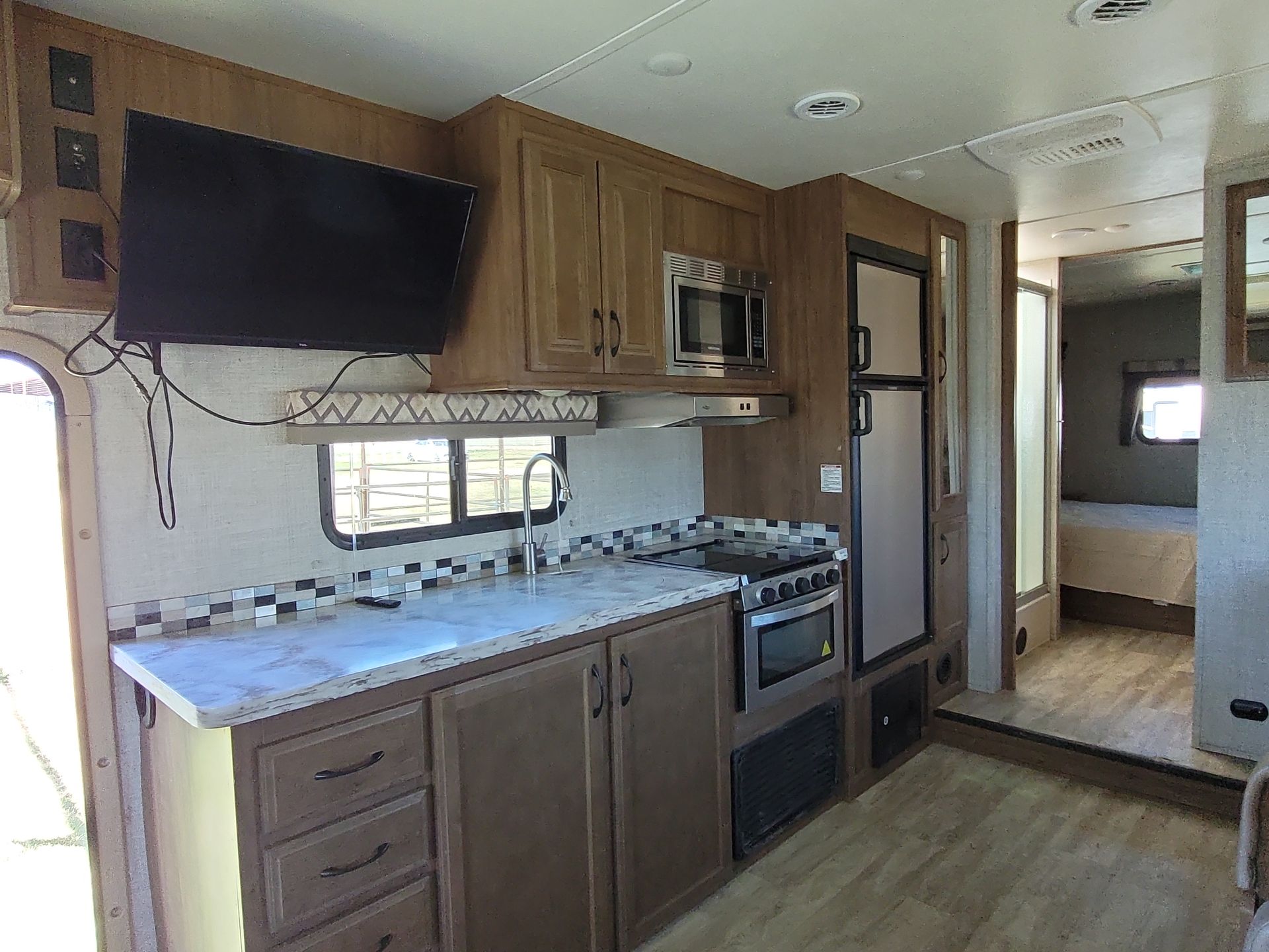 2020 Gulf Stream Conquest Class C 6320 - Image 15
