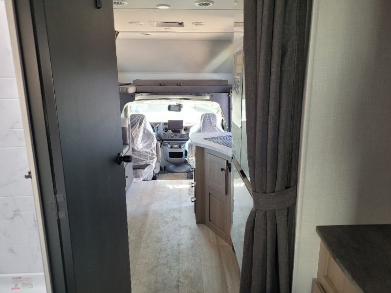 2026 Forest River Sunseeker 2500TSF - Image 21