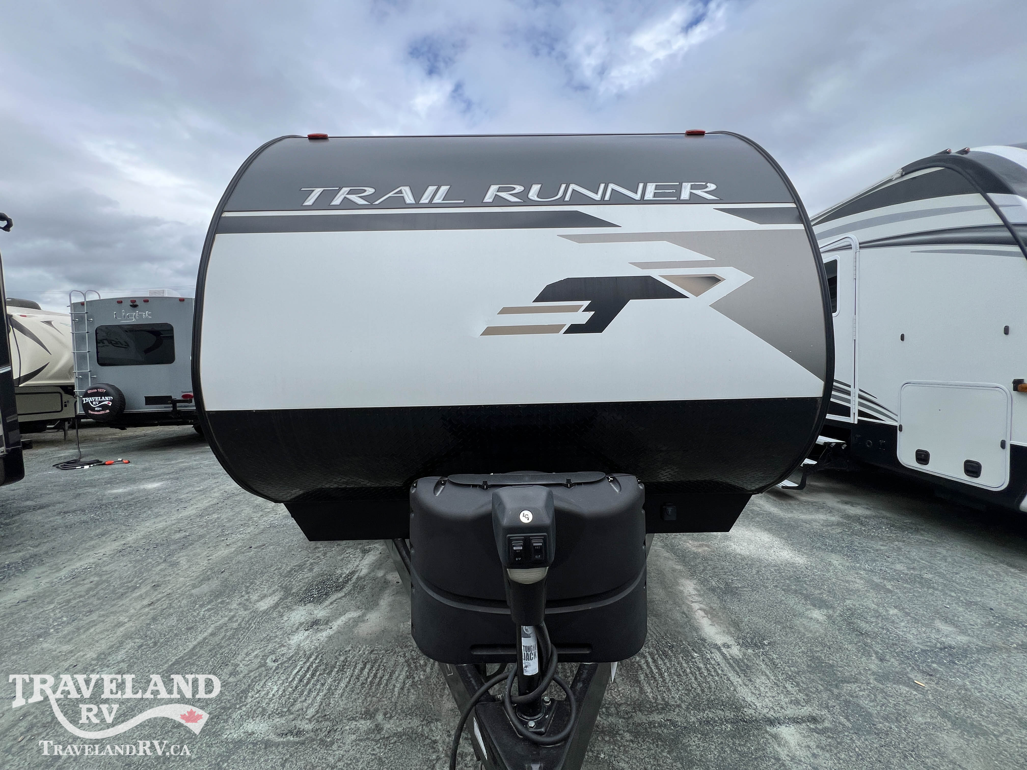 2022 Heartland Trail Runner TR 255 RL - Image 4