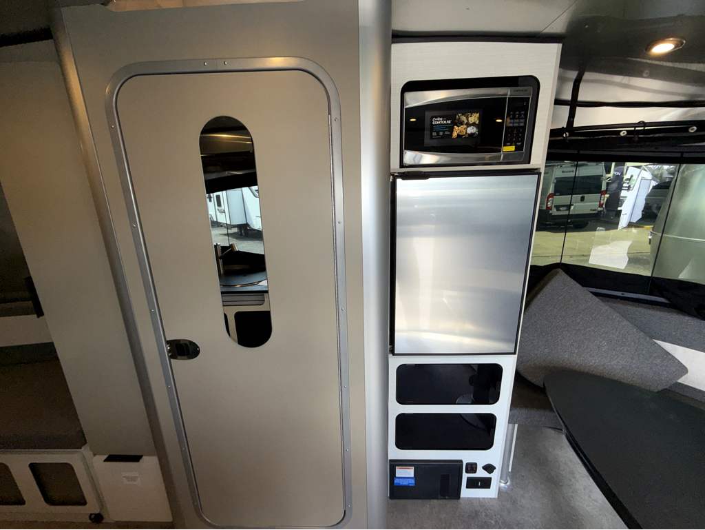2026 AIRSTREAM Basecamp 20XE - Image 13