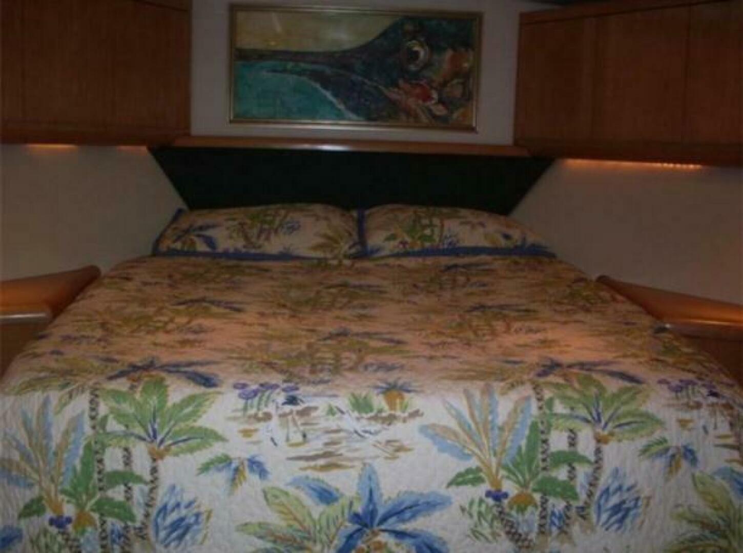 1998 Caterpillar Sportfish - Image 25