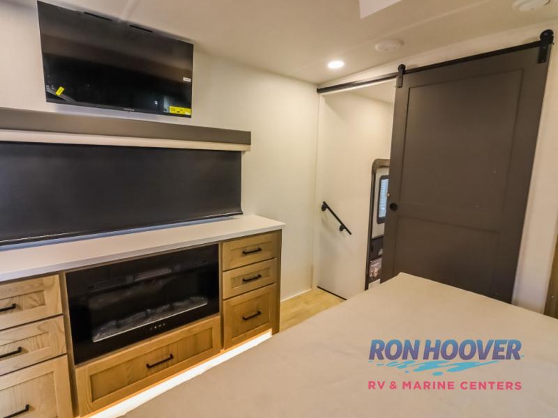 2026 FOREST RIVER 401CFB - Image 31