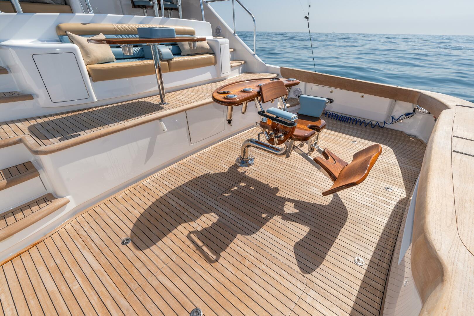 2025 Viking 90 Convertible - Image 94