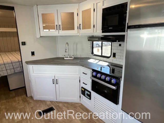 2022 KEYSTONE RV HIDEOUT 29DFS - Image 15