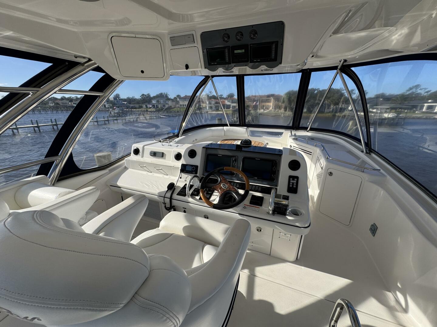 2007 Sea Ray 58 Sedan Bridge - Image 22