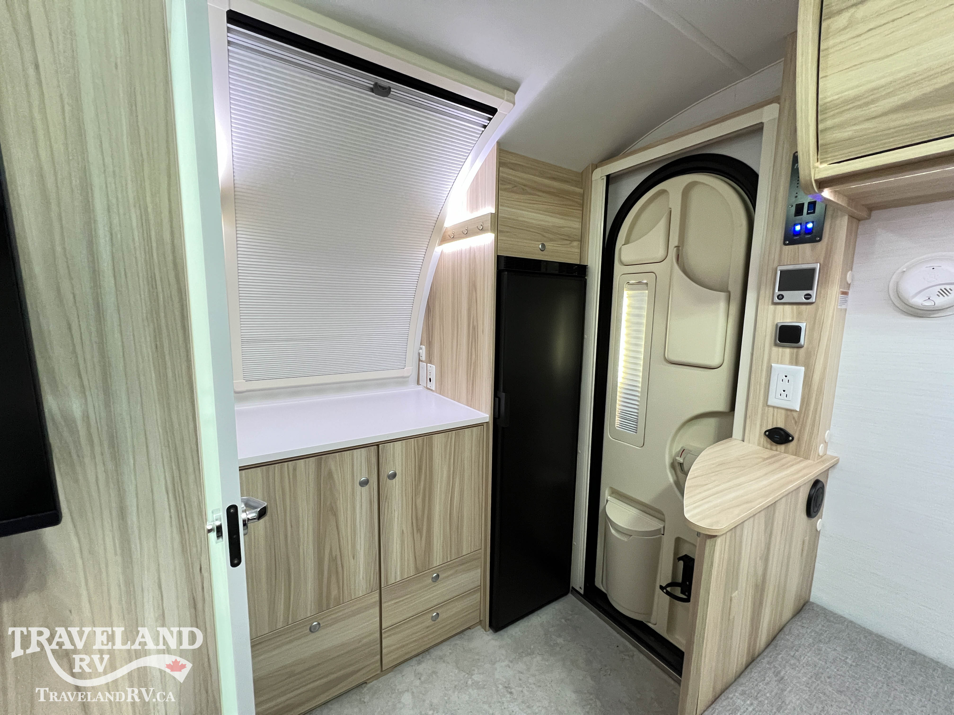 2026 NuCamp TAB 360 CS Boondock - Image 10