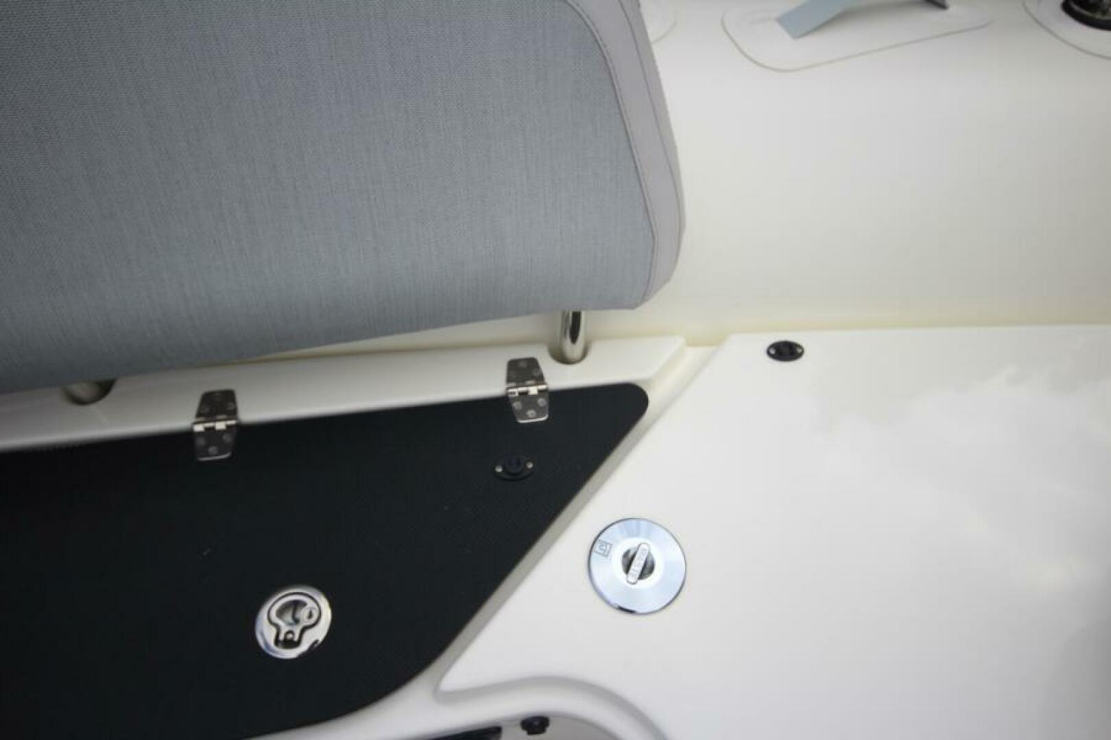 2024 Zodiac Medline 9 NEO - Image 81