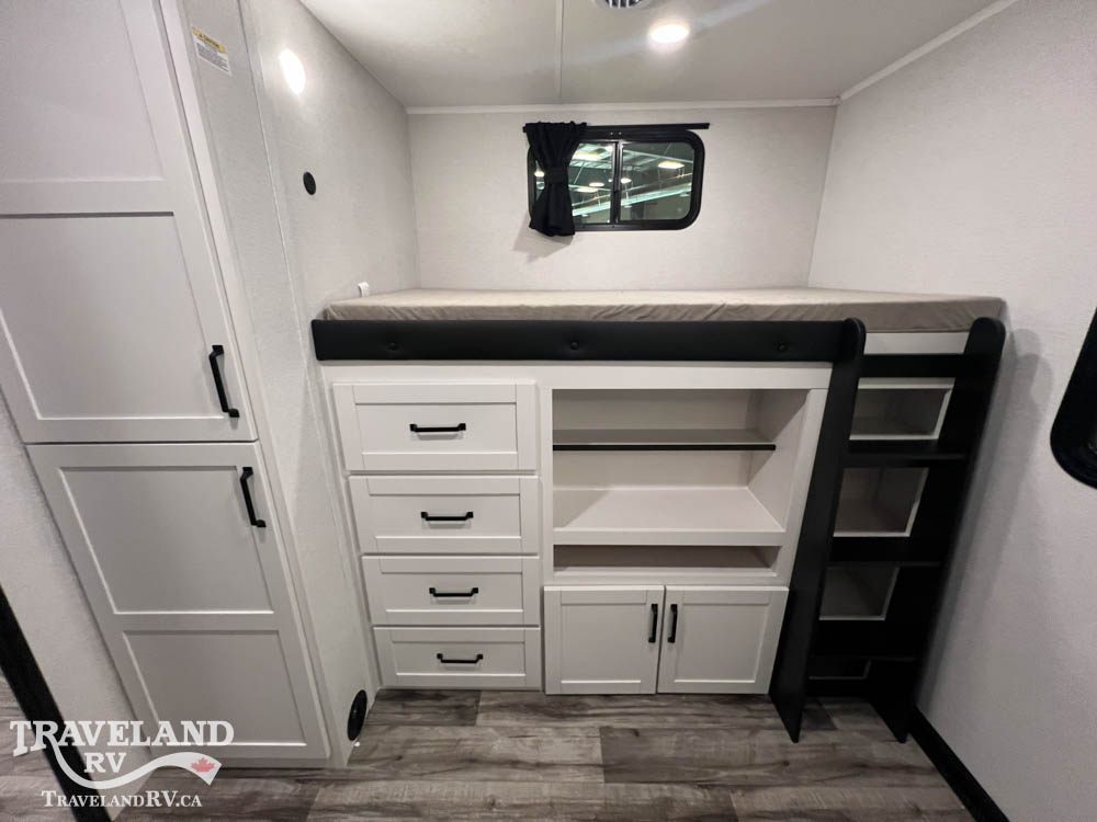 2027 Highland Ridge Roamer Light Duty 31TBTS - Image 17
