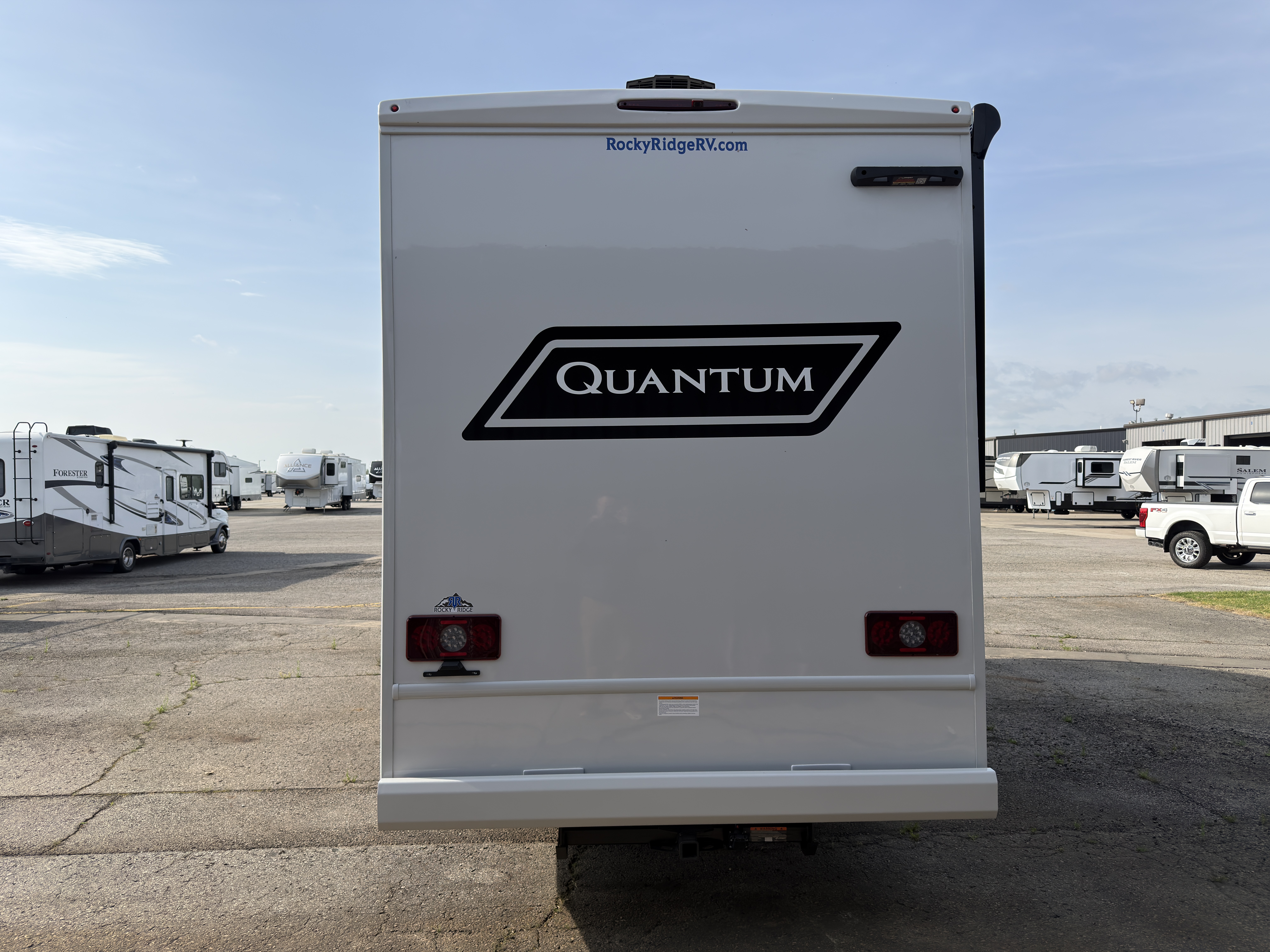 2026 Thor Motor Coach Quantum Sprinter GL24 - Image 7