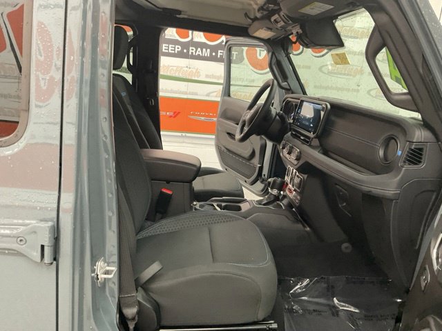 2025 Jeep Wrangler 4xe Rubicon 4x4 - Image 26