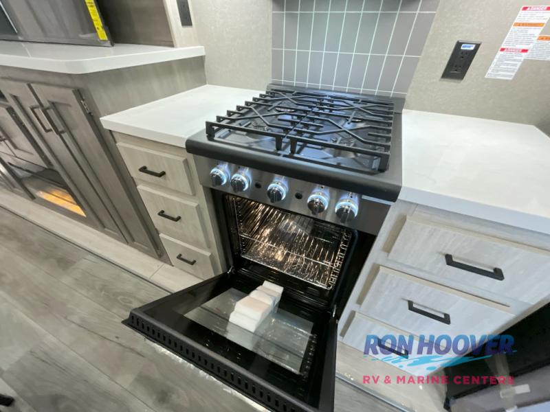 2026 COACHMEN 43CONDO - Image 9