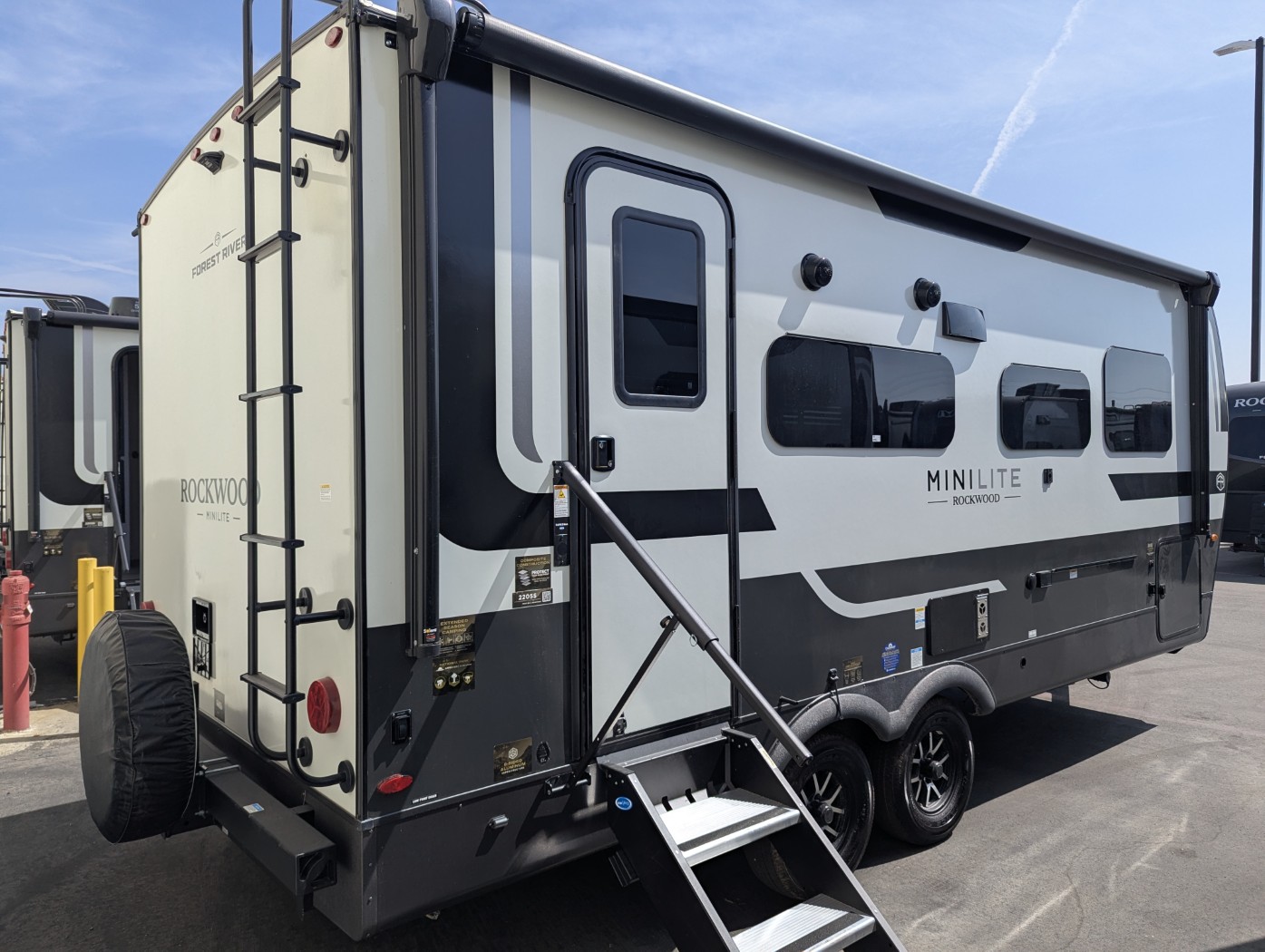 2026 Forest River Rockwood Mini Lite 2205S - Image 5