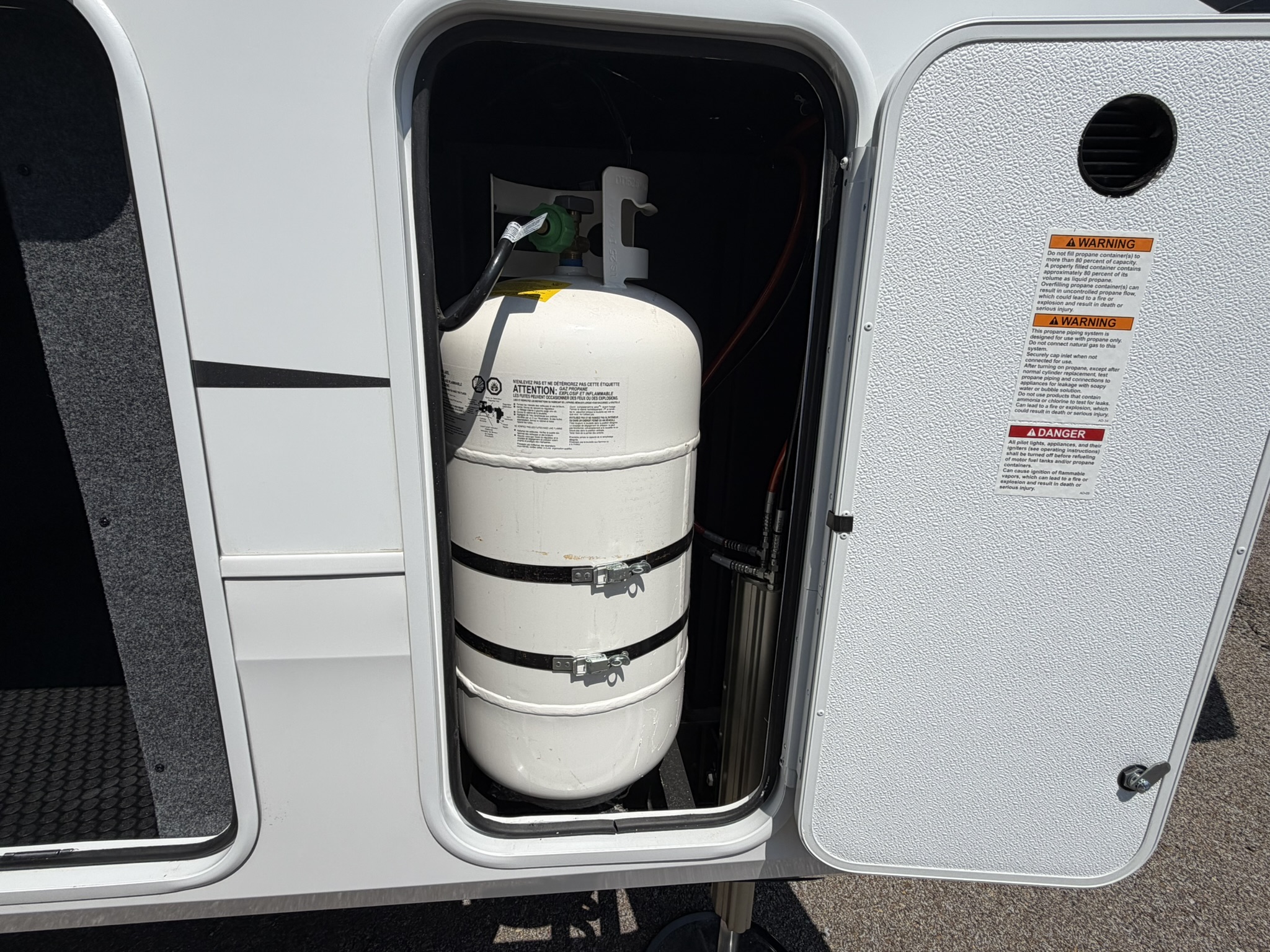 2027 JAYCO PINNACLE 32RLTS - Image 13