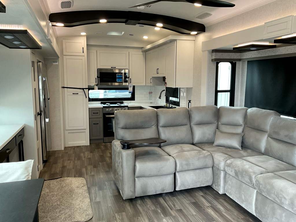 2025 JAYCO NORTH POINT 365 RKTS - Image 8