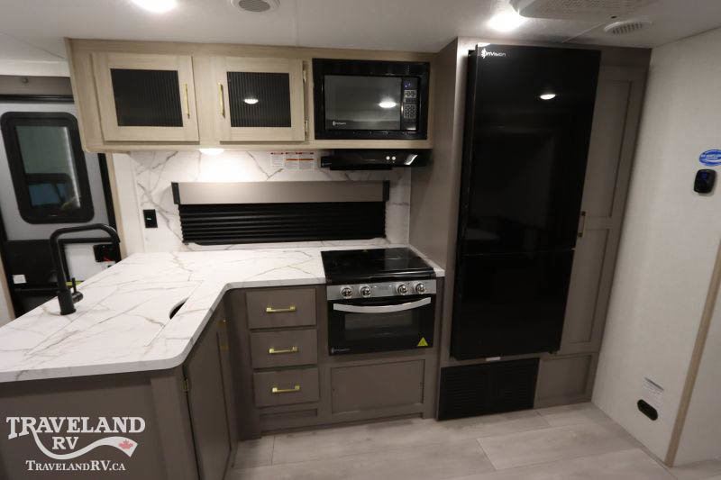 2025 KZ RV Sportsmen SE 332BHKSE - Image 15