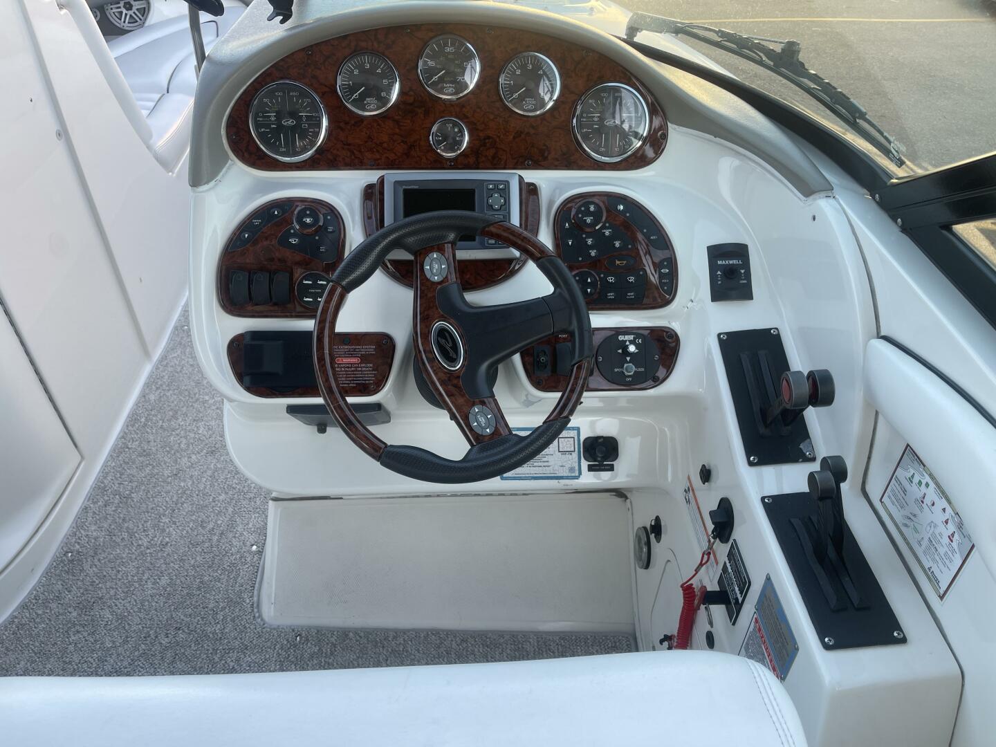 2007 Sea Ray 290 SLX - Image 11