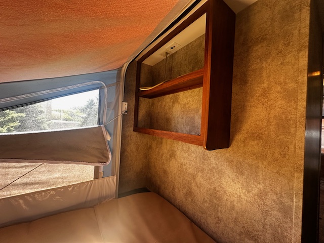 2011 KEYSTONE RV PASSPORT  EXP 235 - Image 20