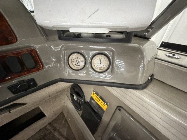 2003 Tracker Targa V18 WT - Image 16