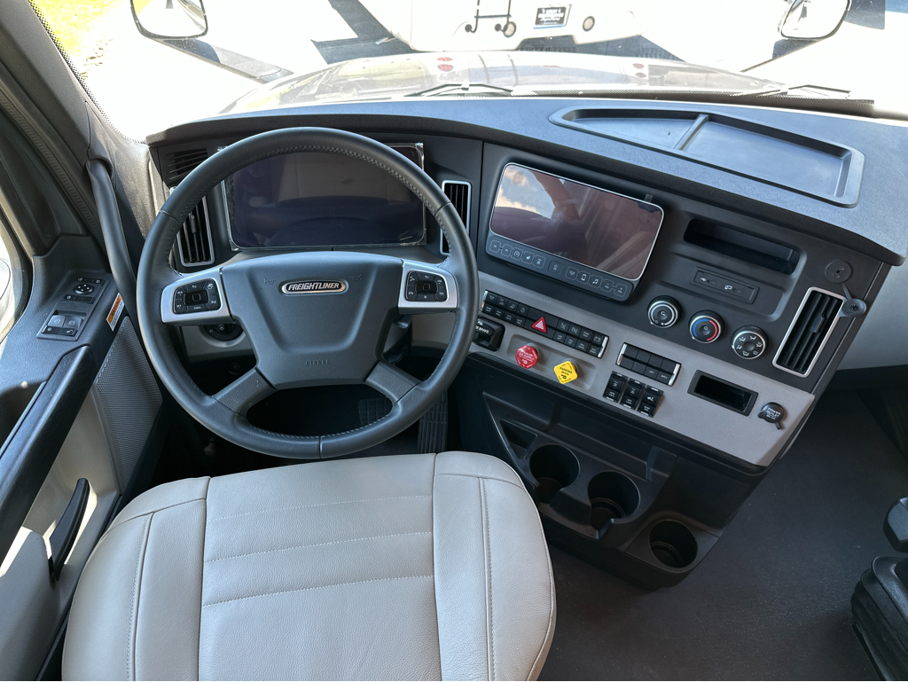 2026 ENTEGRA COACH CENTURION 45D - Image 31