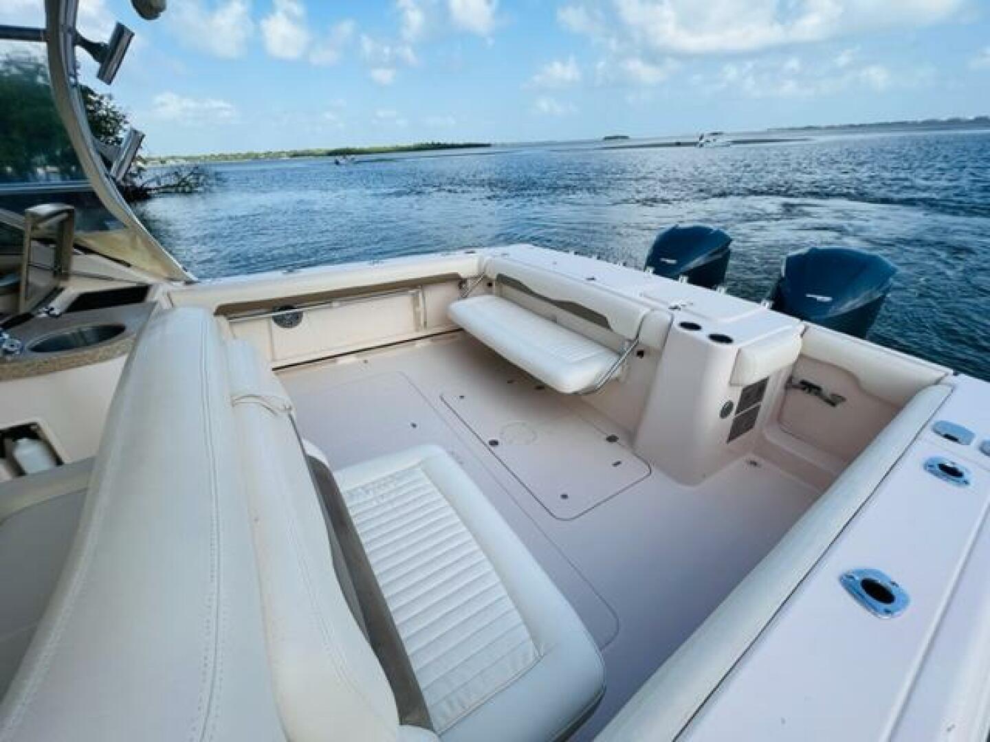 2014 Grady-White Freedom 335 - Image 35