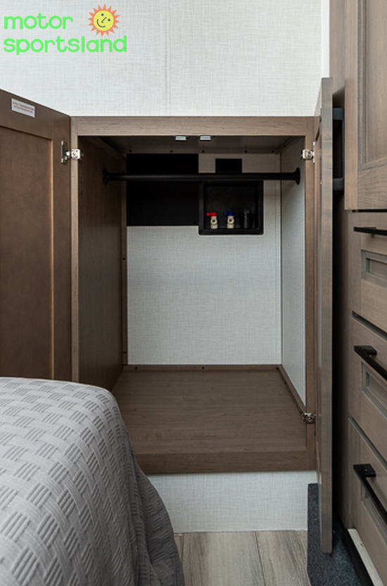 2026 KZ RV Durango Half-Ton D256RKT - Image 37