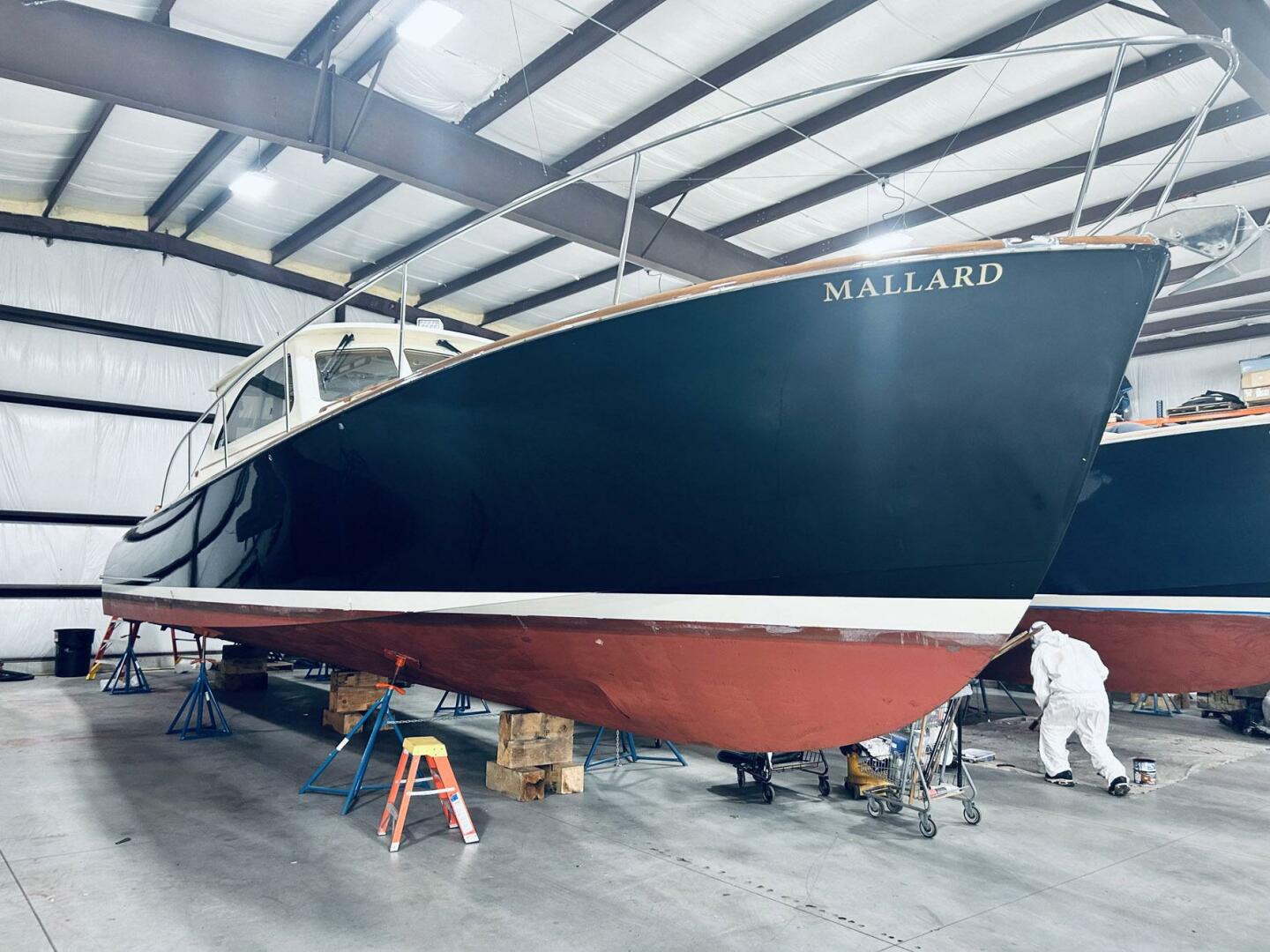 2005 Hinckley Talaria 44 Motor Yacht - Image 2