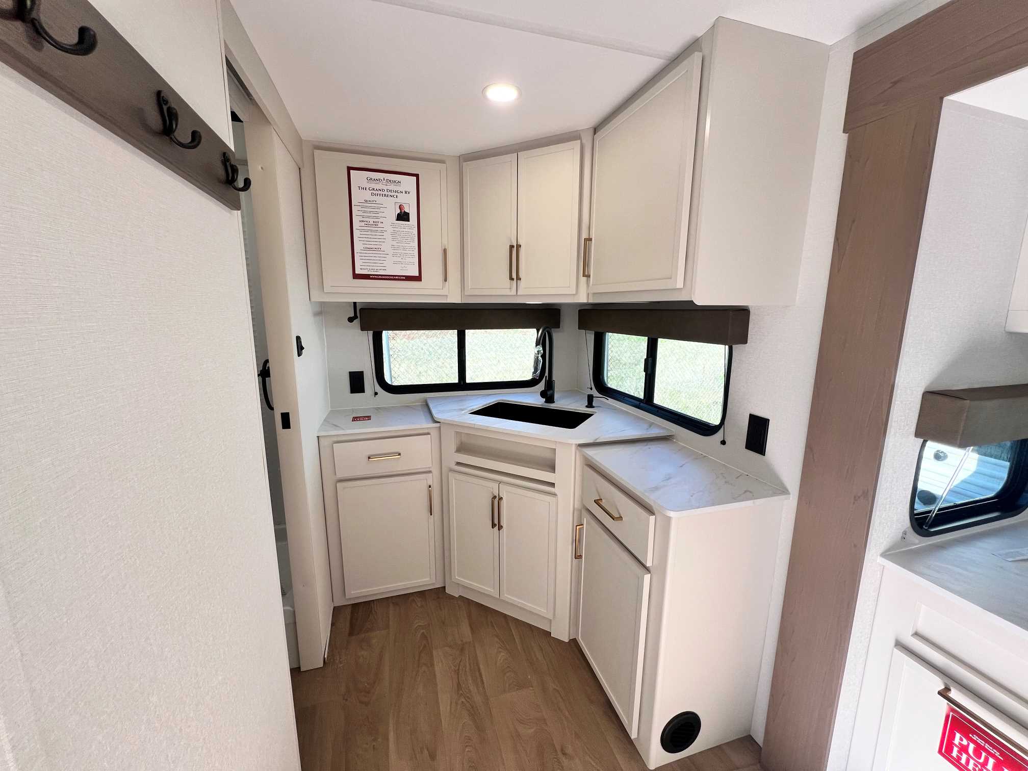 2026 Grand Design Transcend XPLOR 25MLX - Image 10