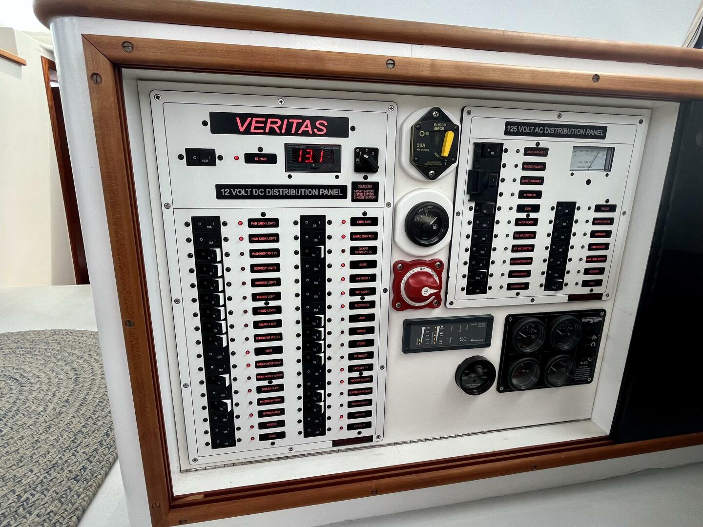 2016 Wesmac 42 - Image 21