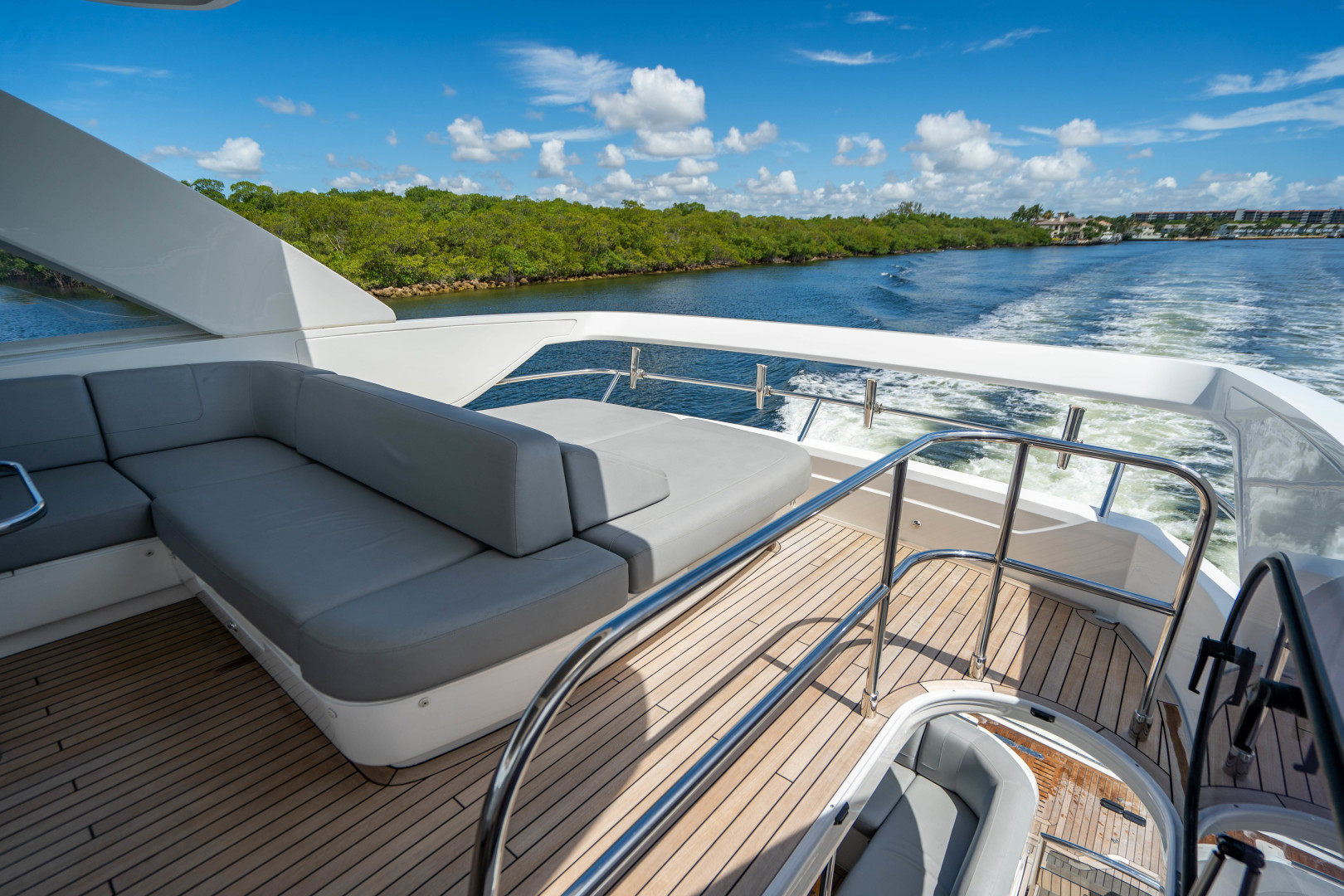 2018 Princess F62 - Image 52
