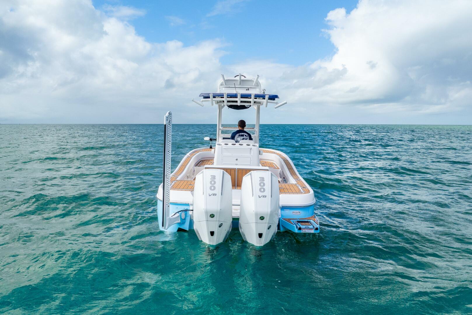 2024 Caymas Hybrid Boat 281 HB - Image 3
