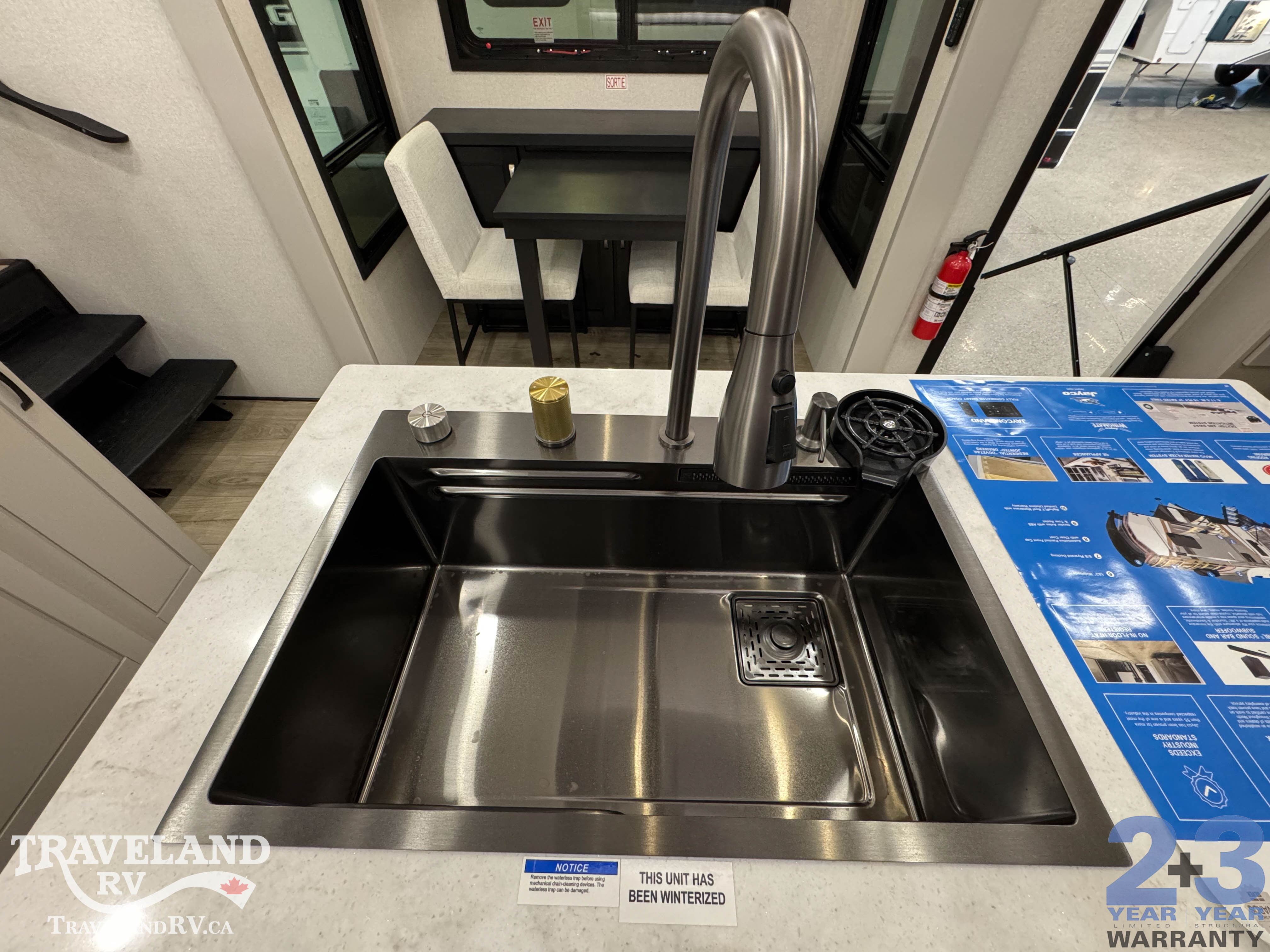 2026 Jayco North Point 382FLRB - Image 18