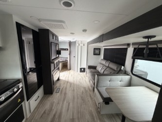 2027 VENTURE RV SIENNA 271VBH - Image 16