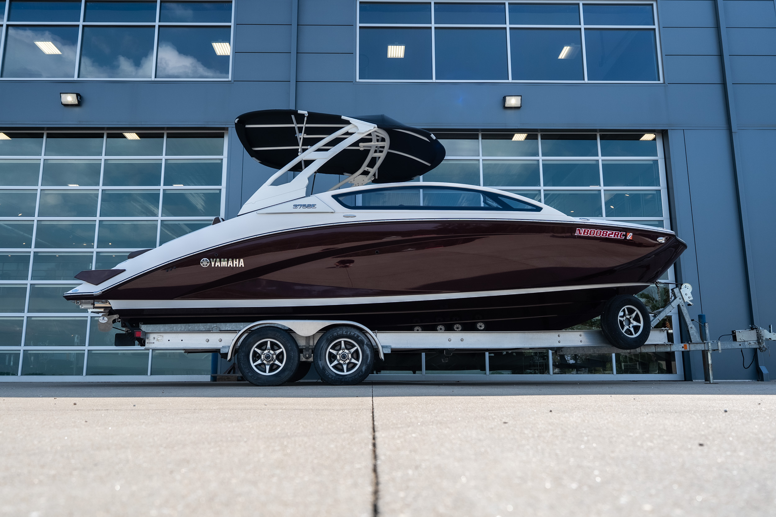 2023 Yamaha 275SE - Image 1