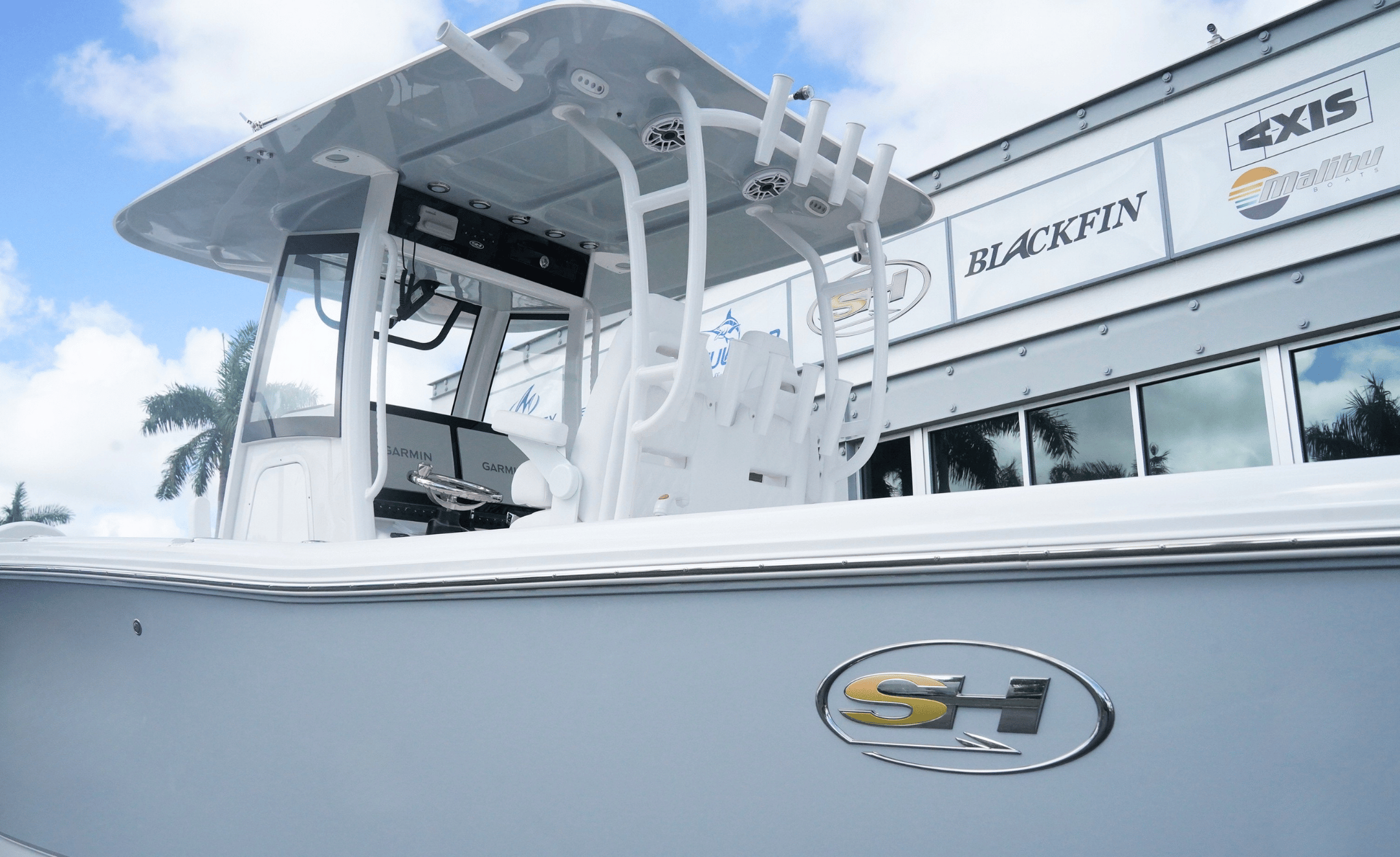 2027 SEA HUNT GAMEFISH 30FS - Image 3