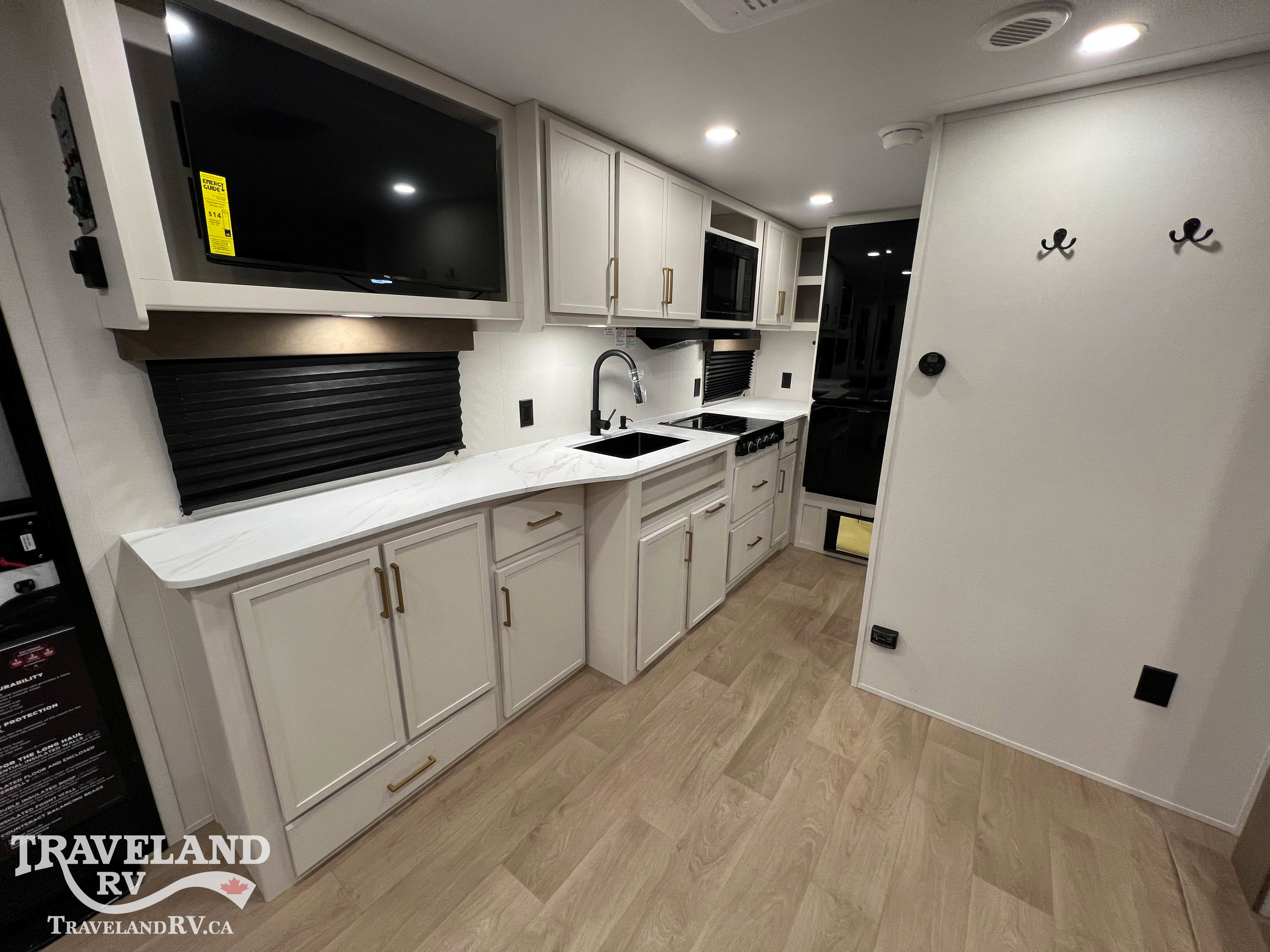 2026 Grand Design Transcend XPLOR 20MKX - Image 17