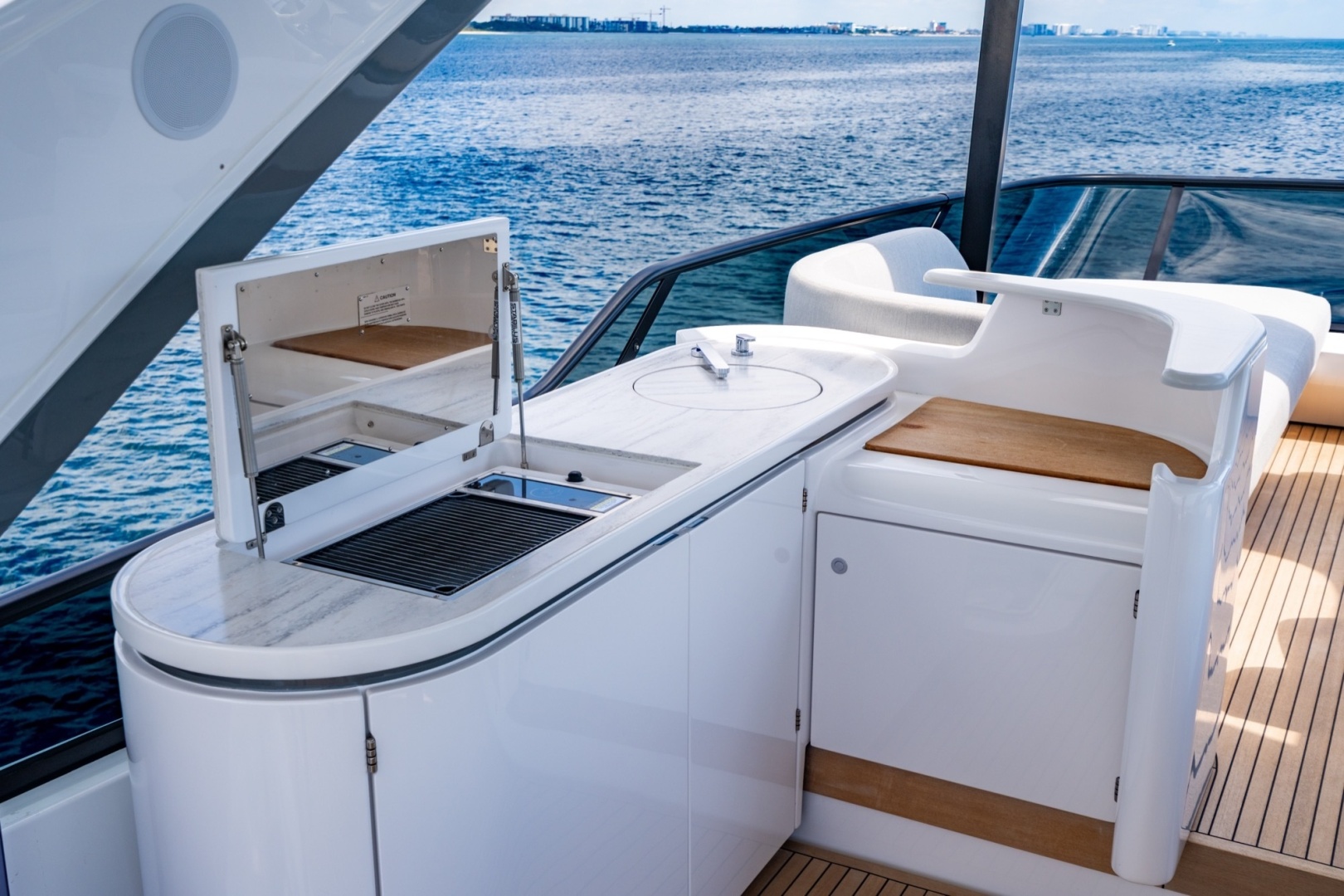 2023 Azimut Azimut Fly 68 Base - Image 30