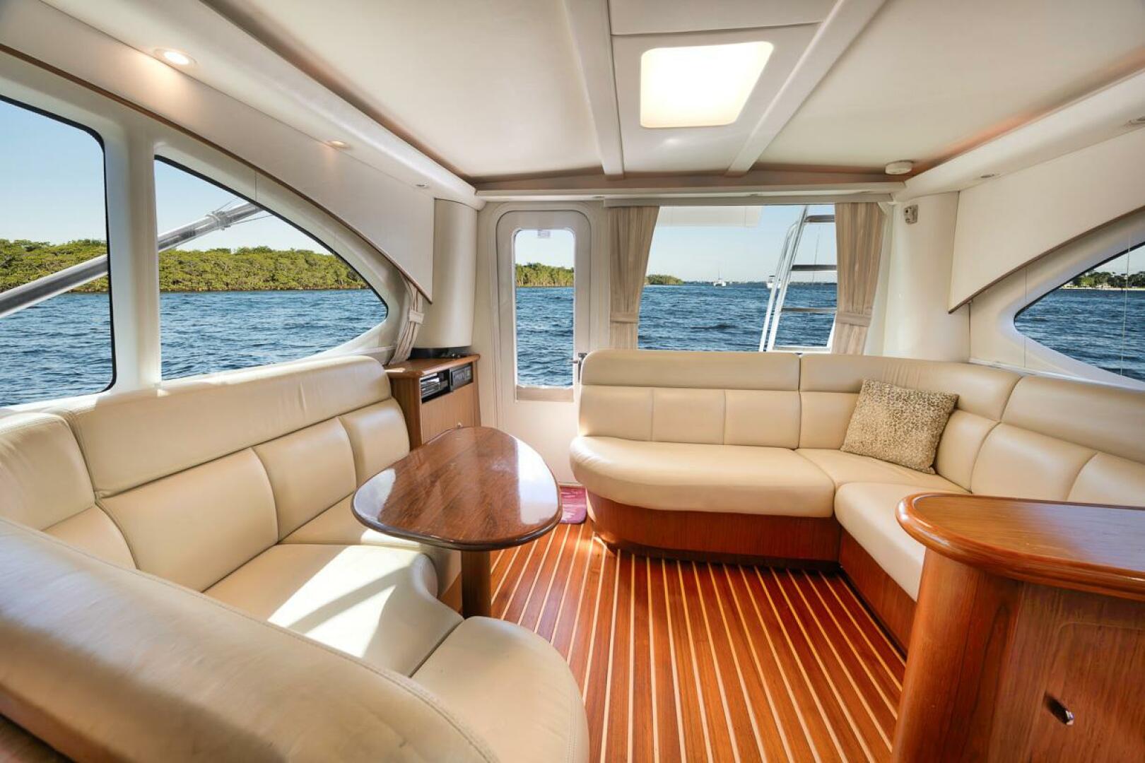 2015 Tiara Yachts Tiara 390 Convertible - Image 18